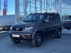 car-image